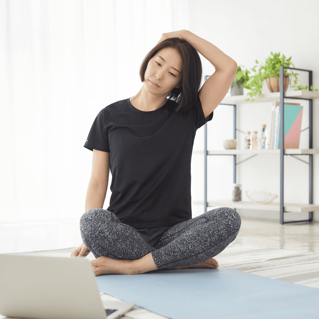 首のストレッチ