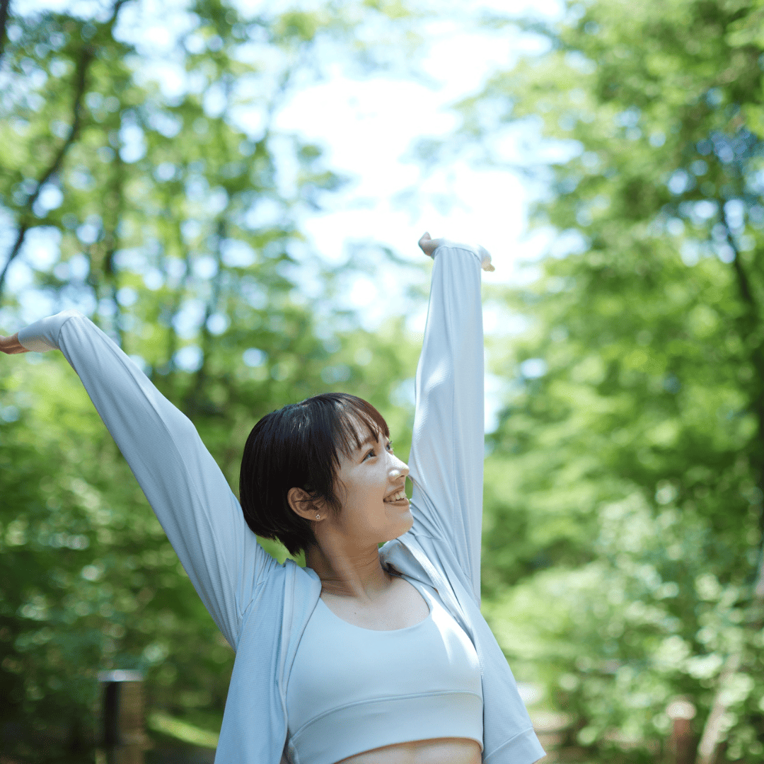 気分転換　伸びをする