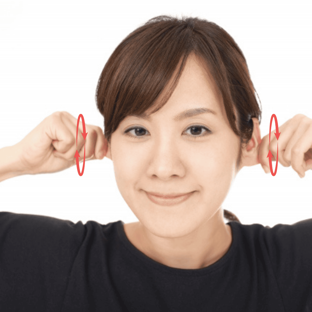 耳のマッサージ　セルフケア