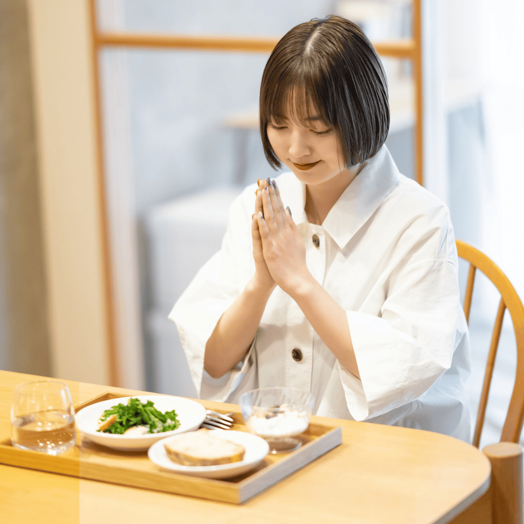 食事 日本人女性
