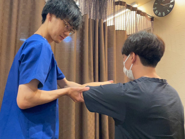 首コリ　整体　検査